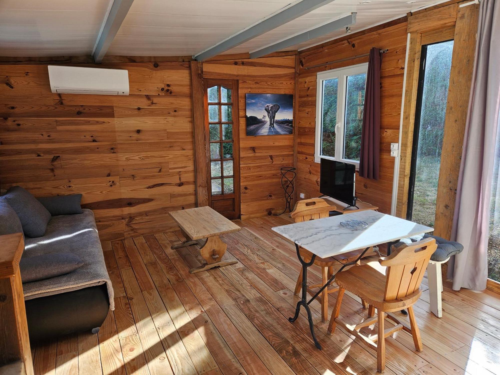 Chalet Banane Devant Piscine, A 6Km Du Festival De Piano De La Roque D'Antheron Rognes Экстерьер фото