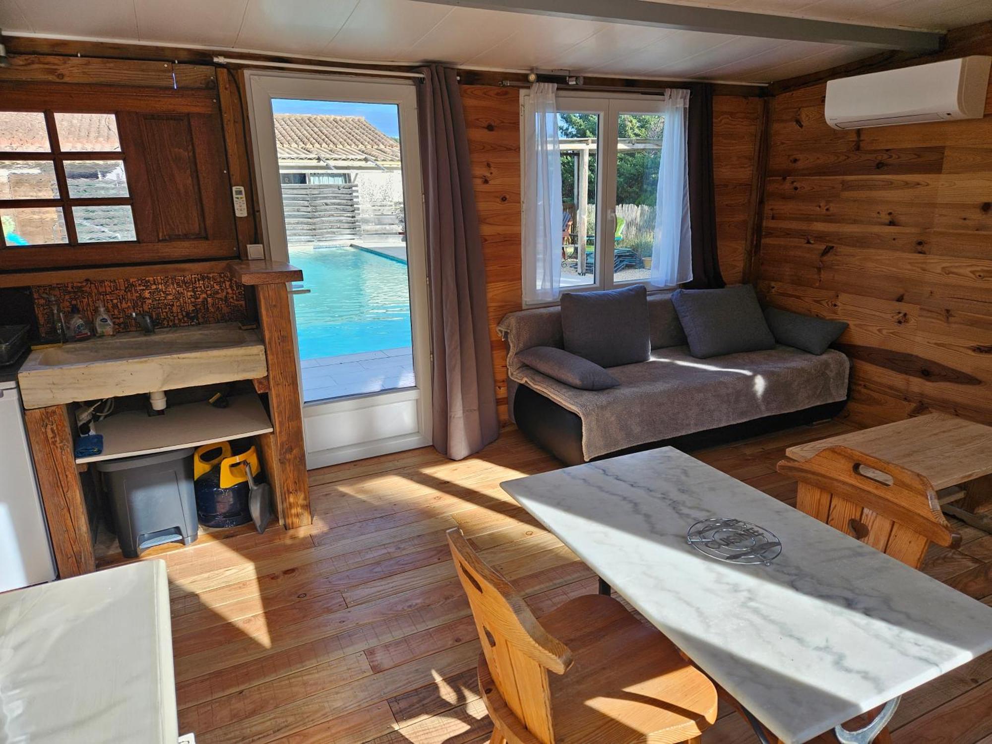 Chalet Banane Devant Piscine, A 6Km Du Festival De Piano De La Roque D'Antheron Rognes Экстерьер фото